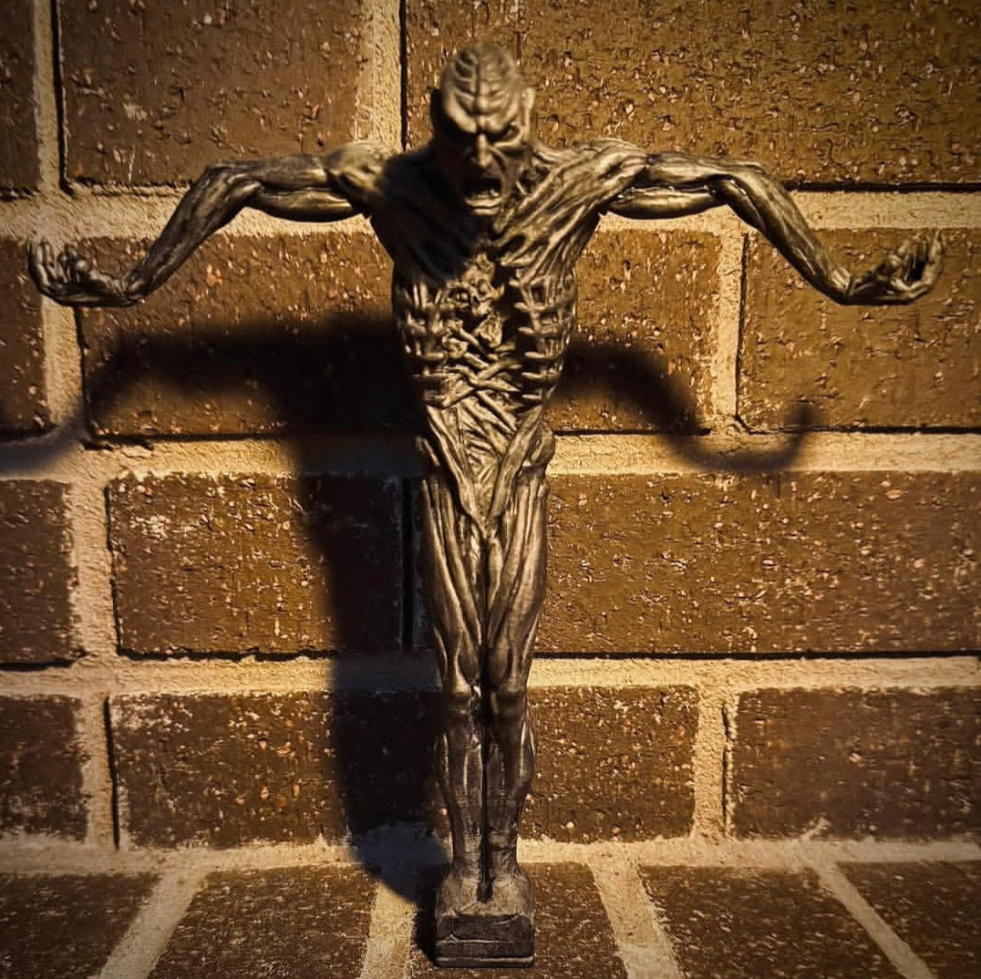 95 🦎 statue